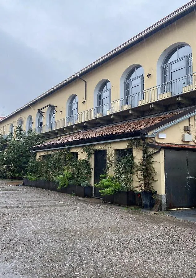 Officina Suites - Apartment , Navigli, Bocconi, Movida, Porta Ticinese Milano