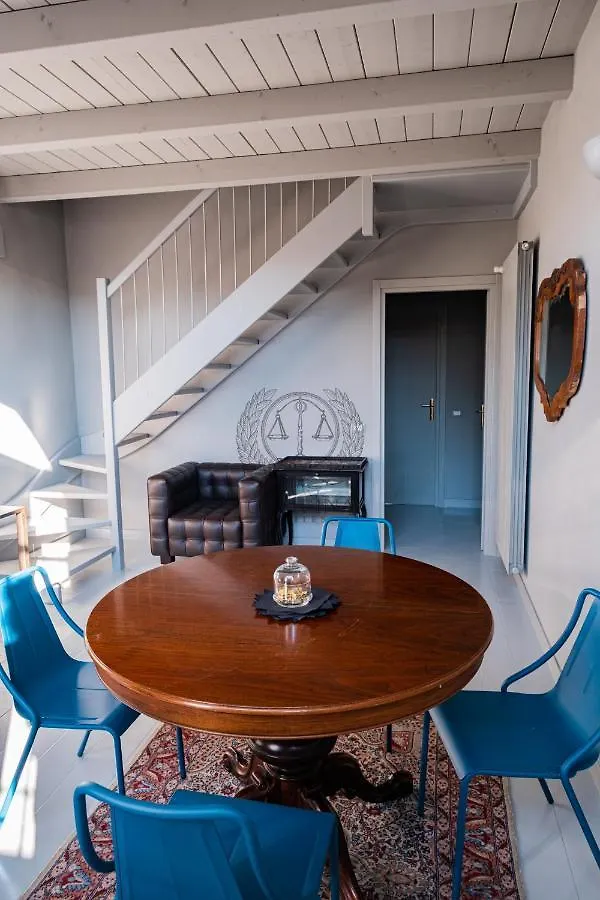 Officina Suites - Apartment , Navigli, Bocconi, Movida, Porta Ticinese Milán